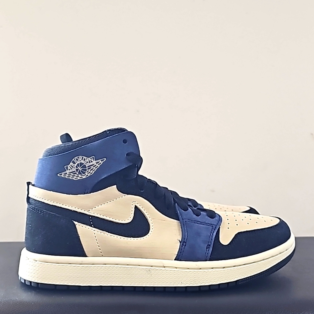 Air jordan 1 Zoom CMFT2 size women's 7.5 style code DV1305 104